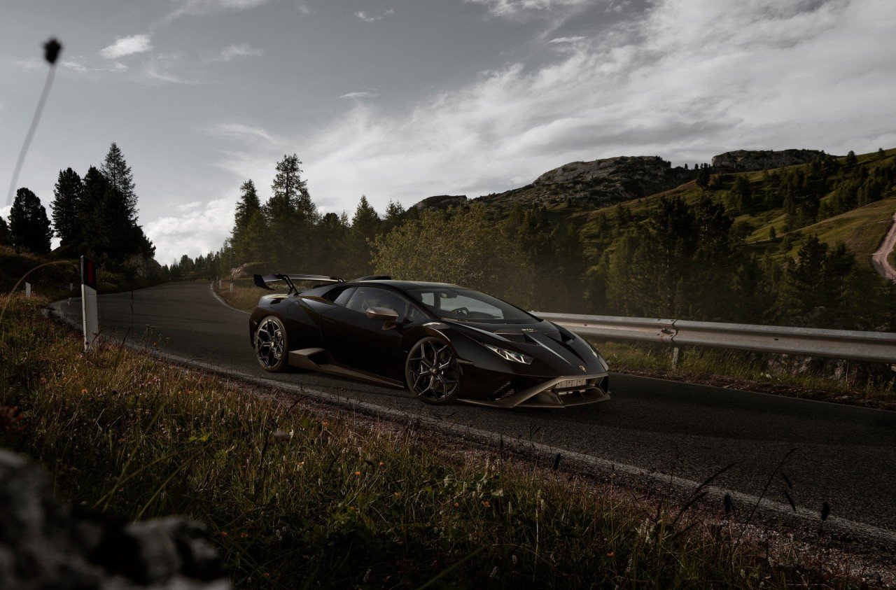 World premiere of the Novitec Lamborghini Huracan STO / The